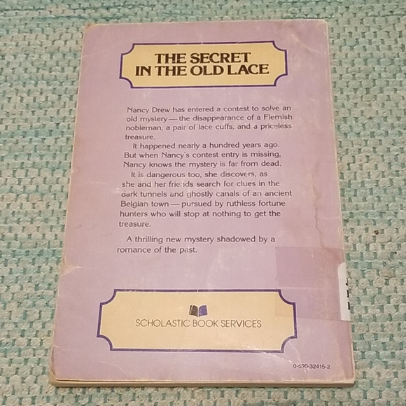 10 Nancy Drew Books - Picture 4 of 6